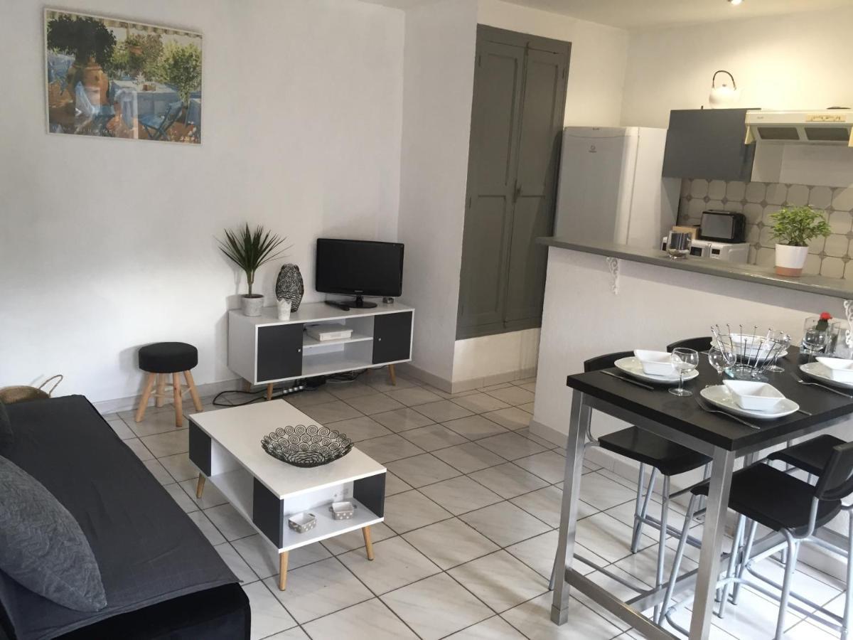 T2 Avec Terrasse, Clim , Box Fibre Apartment Vedene Bagian luar foto