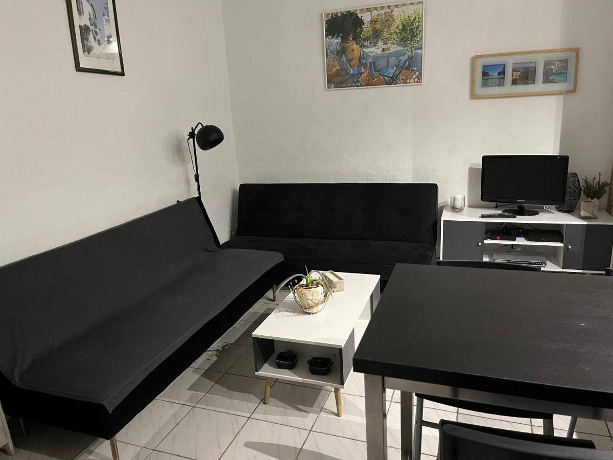 T2 Avec Terrasse, Clim , Box Fibre Apartment Vedene Bagian luar foto